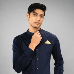 luxurious Giza Cotton, The Mandarin Luxe blends the sleek minimalism of a mandarin collar with welt pocket, contrast inner placket and mother‑of‑pearl buttons,