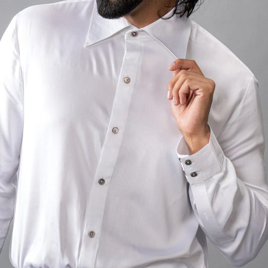  the charm of classic glamour in a modern silhouette.  brand appril