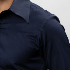  rare spear‑point collar, of premium brand appril